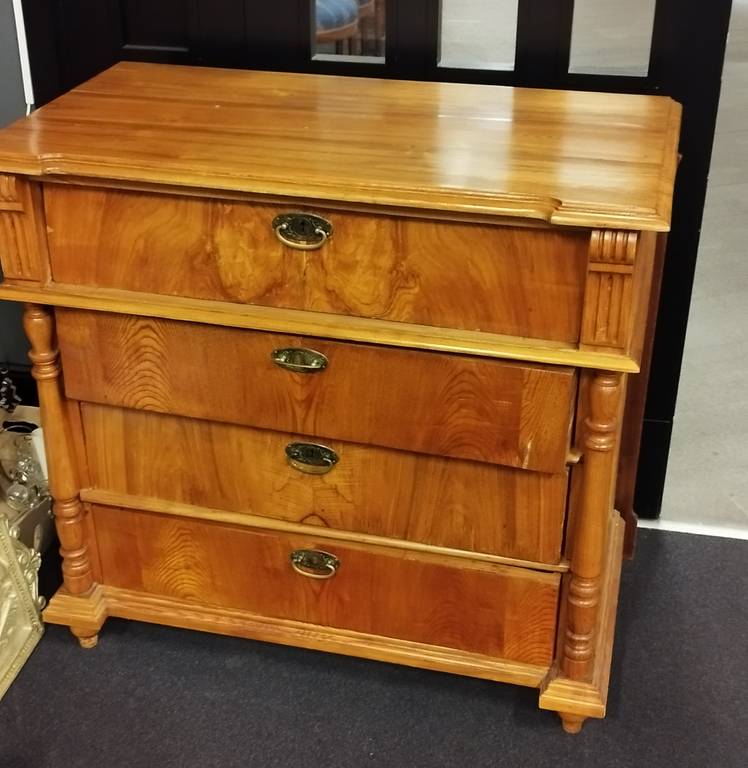 Ash chest of drawers