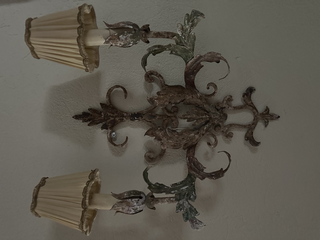 Venēcijas lampas ar abažūriem