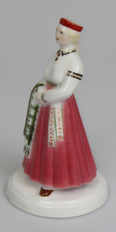 Jessen faience figure 