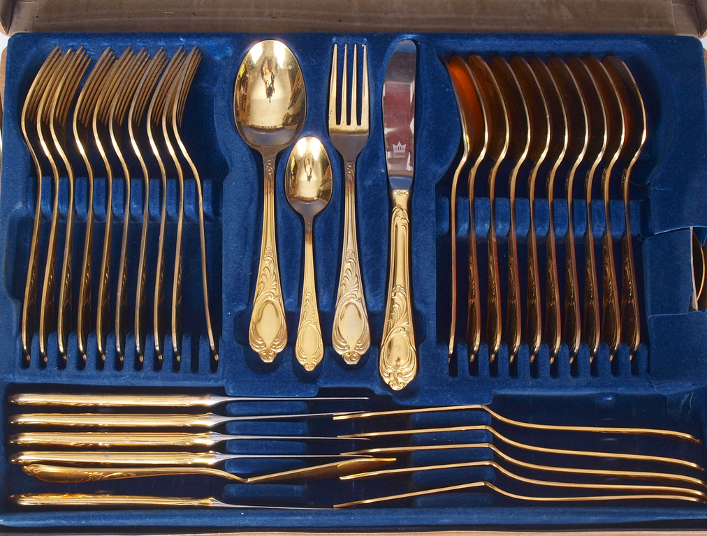 Cutlery set for 10 persons