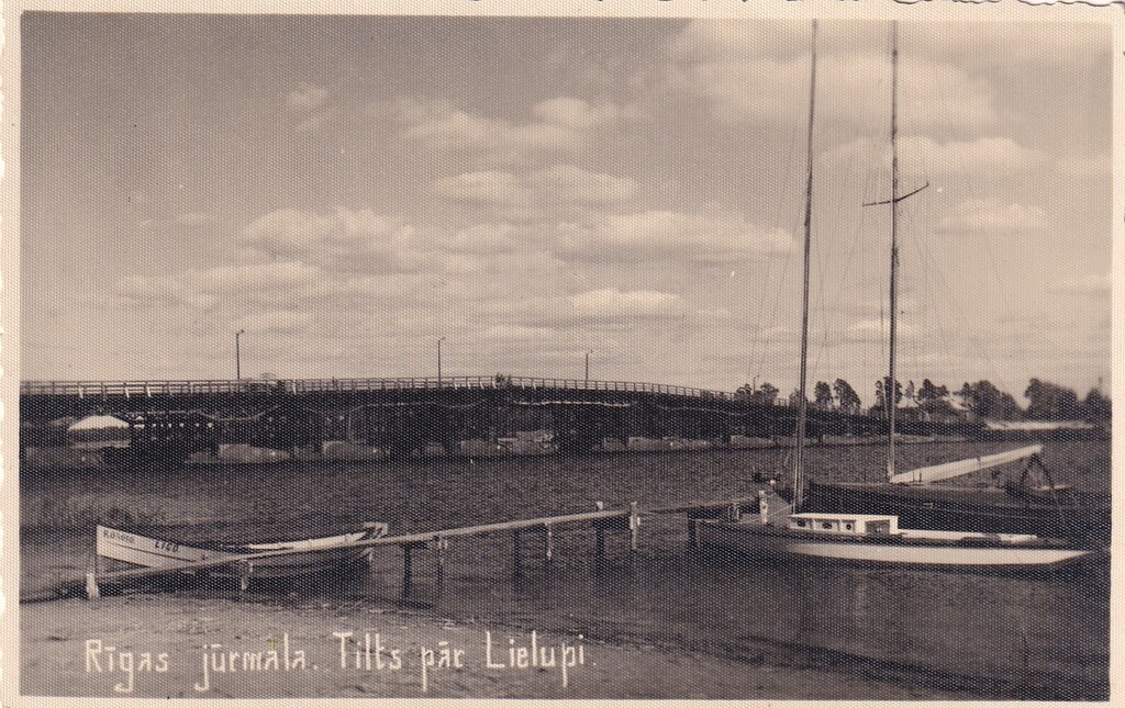 Мост через Лиелупи.