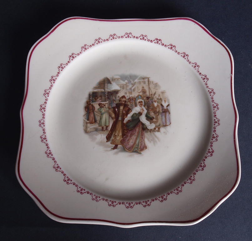Porcelain plate „Old Russia”