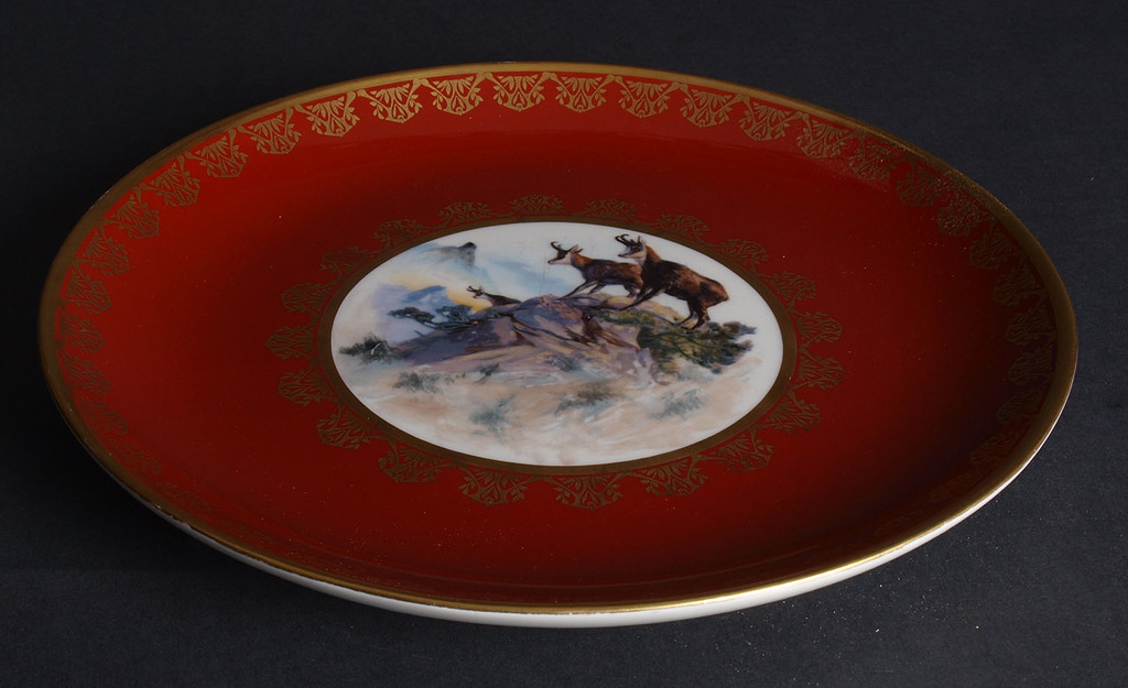 Porcelain plate „Mountain goats”