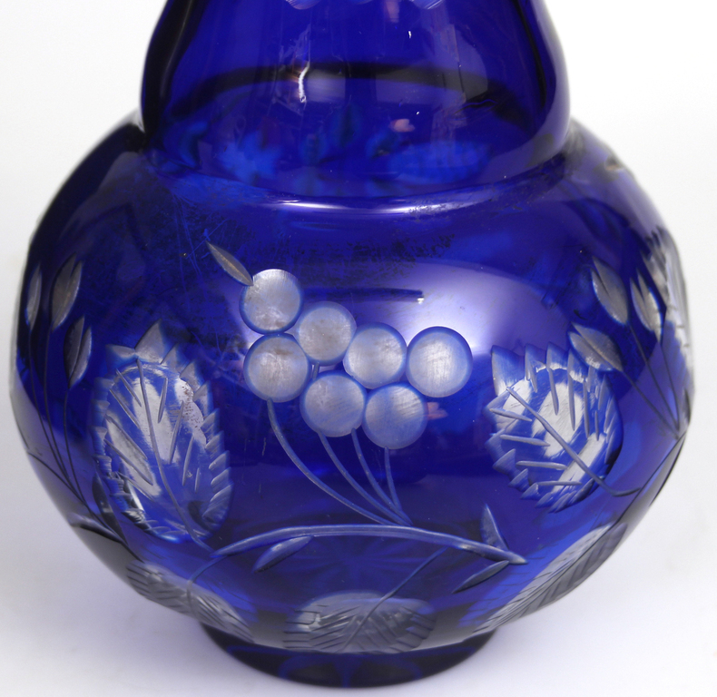 Iļguciems colored glass vase