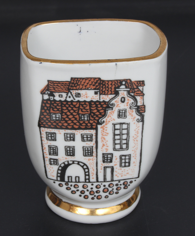 Rīgas porcelāna salvešu turētājs