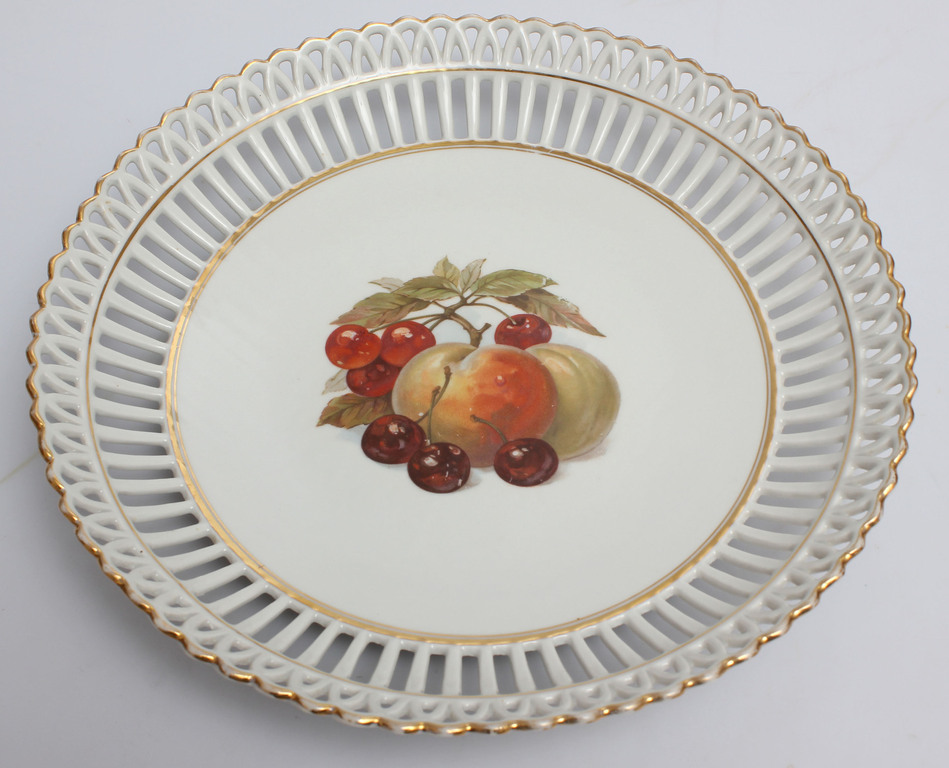 Фарфоровая тарелка для фруктов 