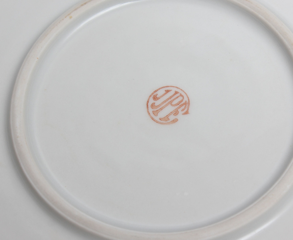 Porcelain fruit plate 