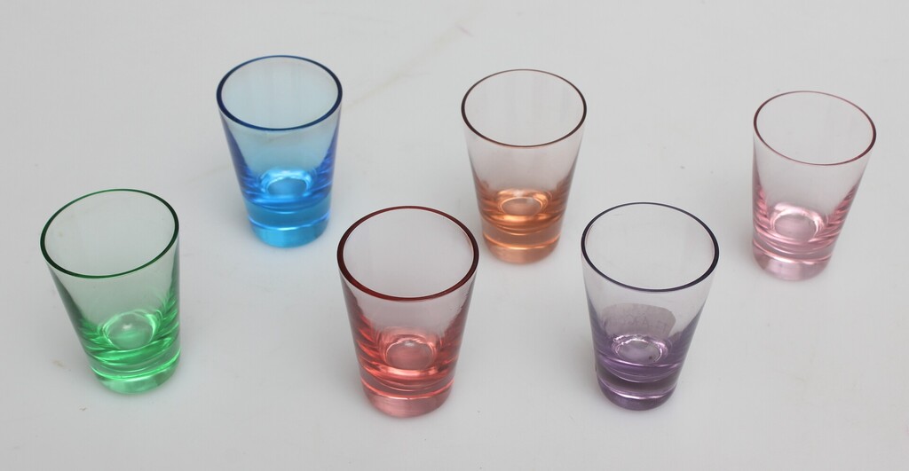 Iļģuciema stikla glāzītes (6 gab)