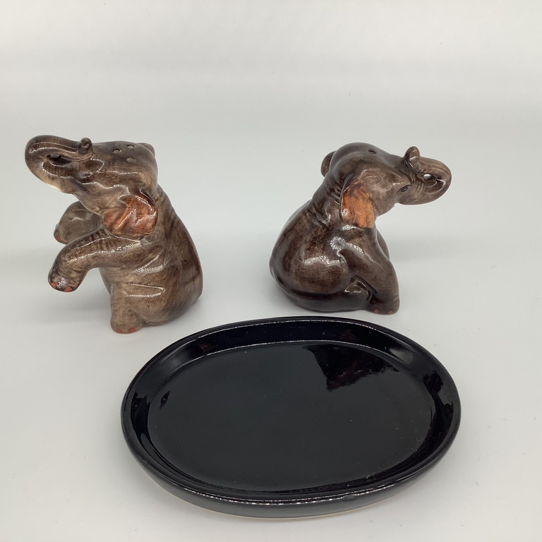 Salt shakers “Circus elephants” 1960 USSR. Rare, from the collection.