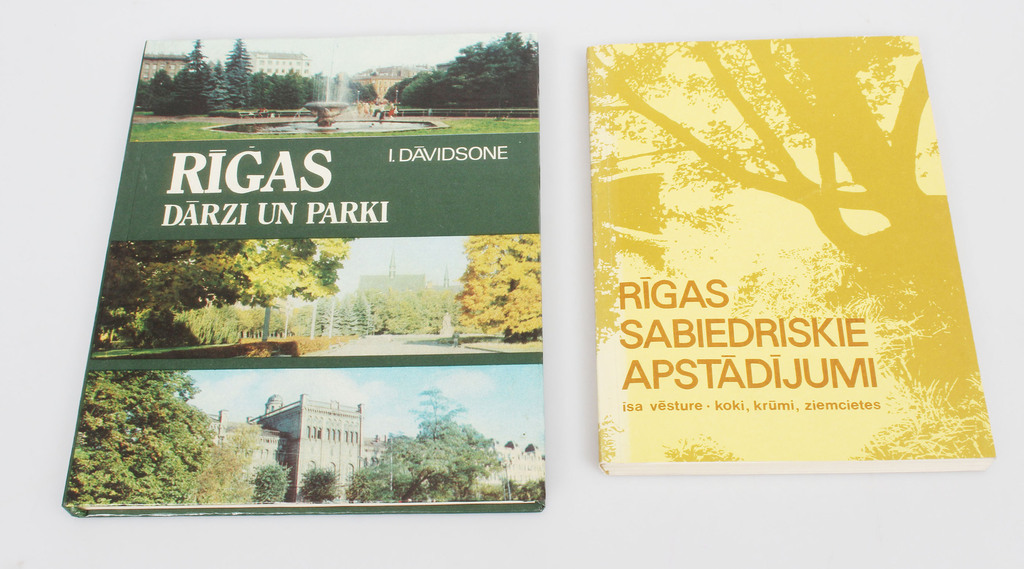 2 grāmatas par Rīgas parkiem