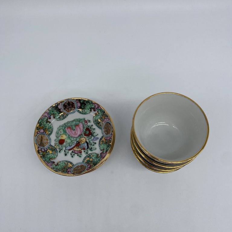 Chatsworth Singapore Rose Canton tea cups 20th century. Hand painted 