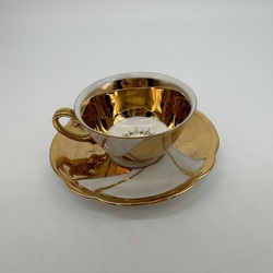 Coffee cup. Art Deco 60s. Hand painted. Covered with gold leaf 