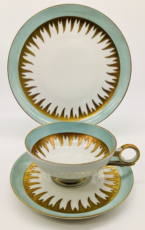 Walendorf.Hand-painted tea trio.Antique gold.Excellent preservation 