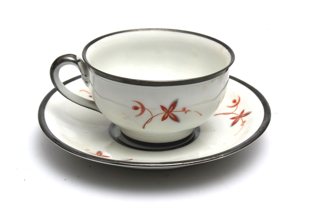 Kuznetsov porcelain cup with saucer