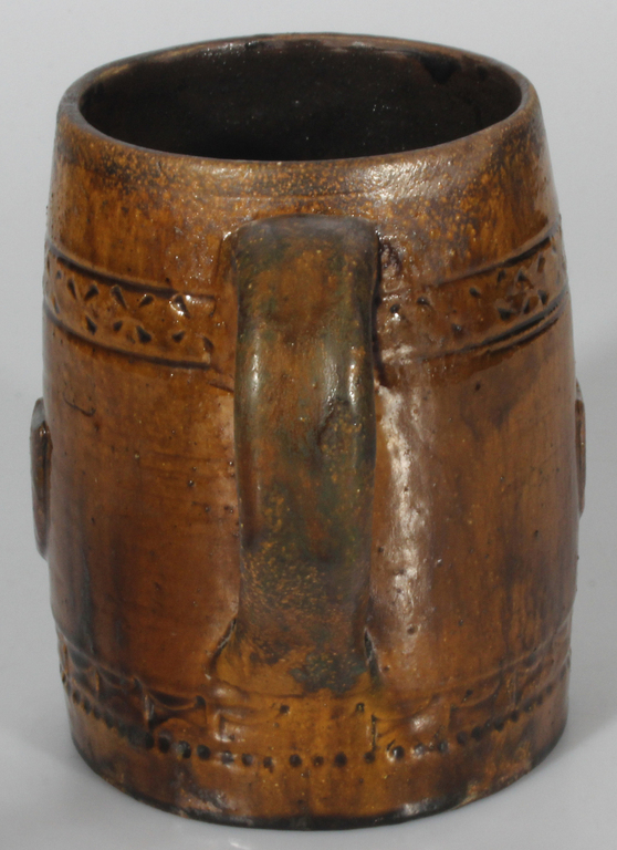 Keramikas alus kauss ar gērboni