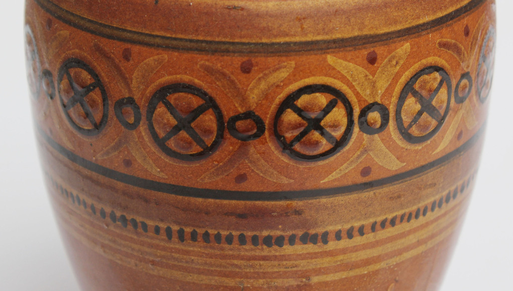Керамичская ваза