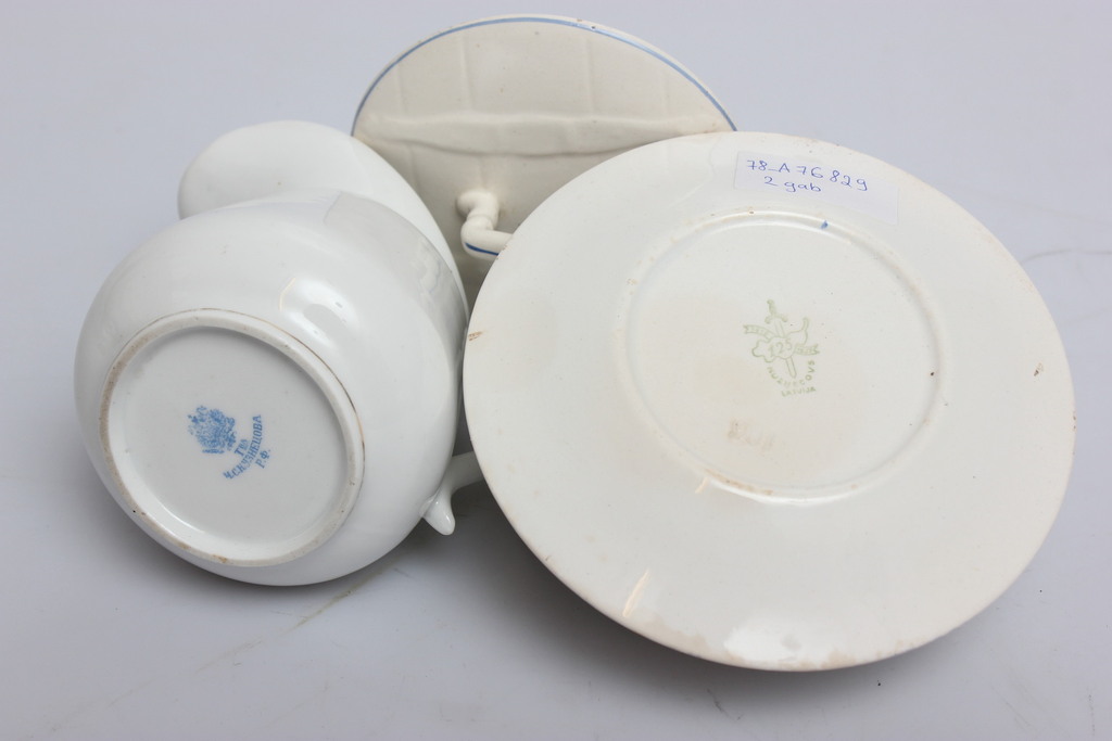 Kuznetsov porcelain milk jug and honey pot