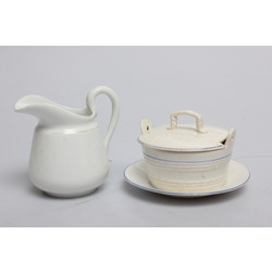 Kuznetsov porcelain milk jug and honey pot