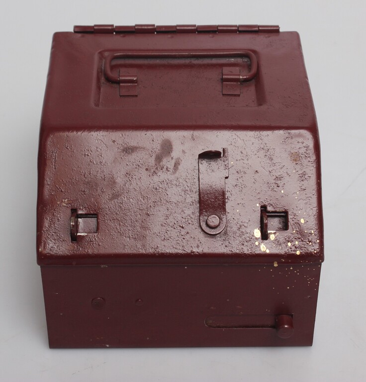 Bank of Latvia lockable safe/chest