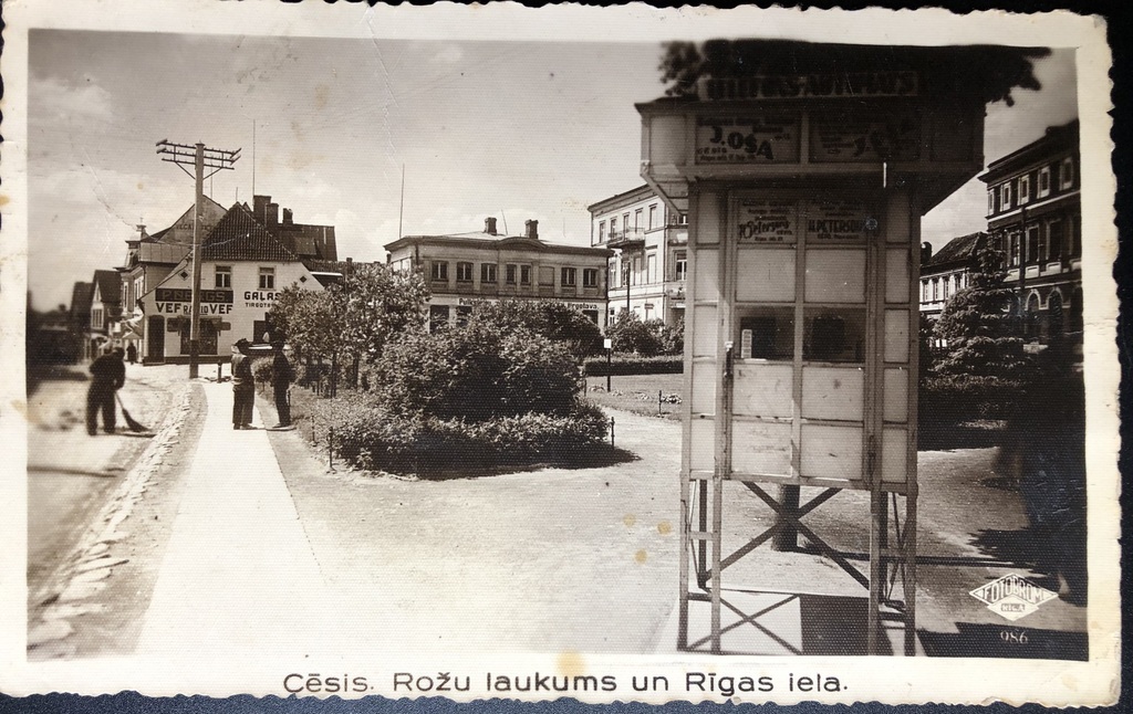 Cesis. Rožu Square and Riga Street.
