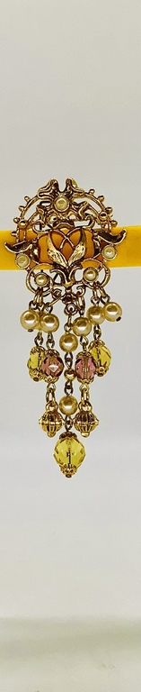 Brooch with pendants made of rhinestones and artificial pearls. Czechoslovakia, last century