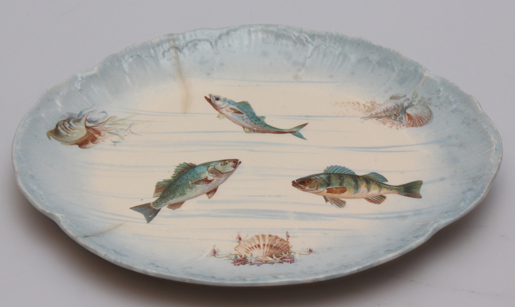 Faience plate 