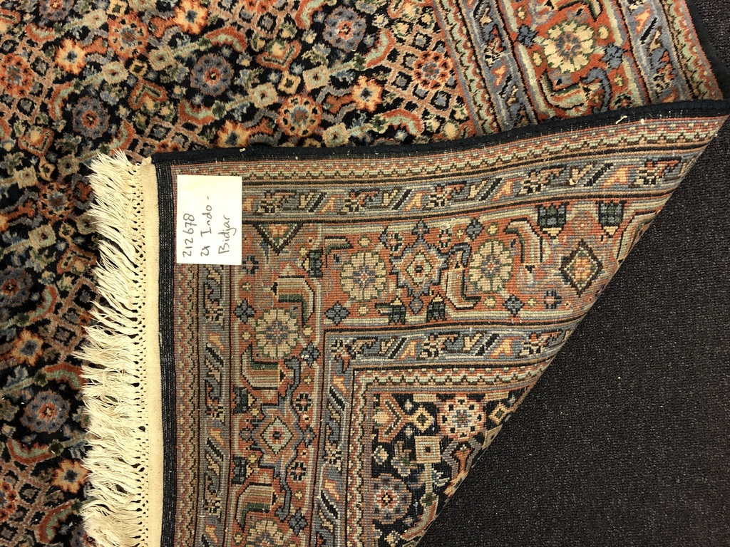 Hand-woven wool carpet