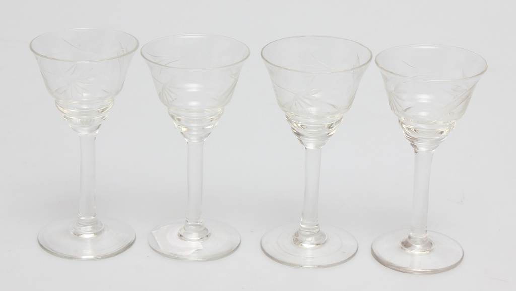 4 pieces. Liquor glasses. Ilguciems factory, before 1940, Latvia