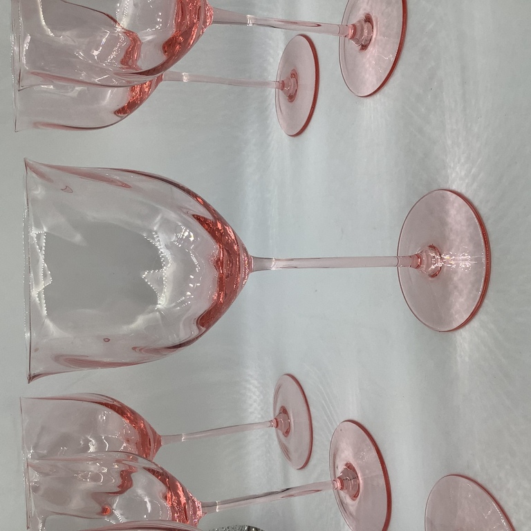 6 wine glasses. The Tiffin Glass Company in Tiffin, Ohio produced glass using Franciscan patterns. It was closed in 1980.