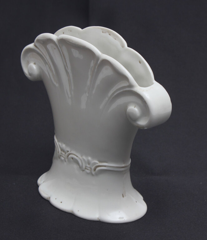 Kuznetsov porcelain napkin holder