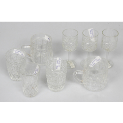 6 crystal glasses and 2 crystal mugs