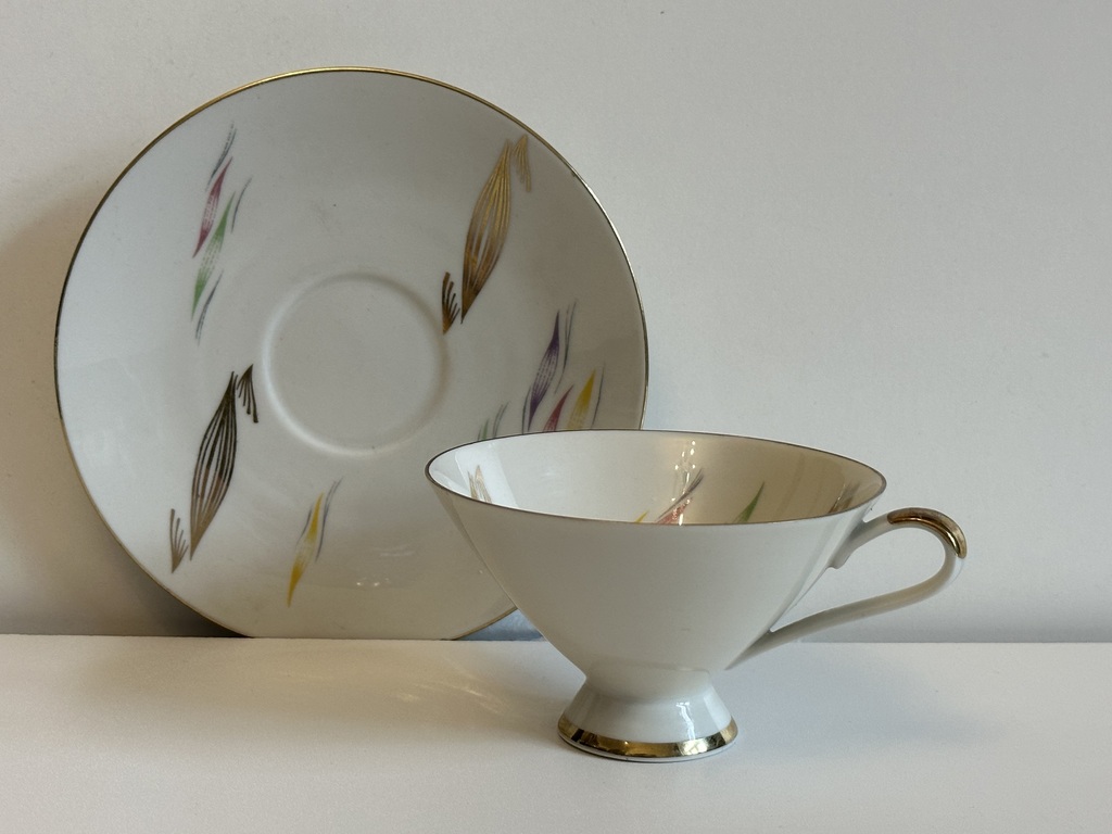 Thin-walled porcelain coffee duo