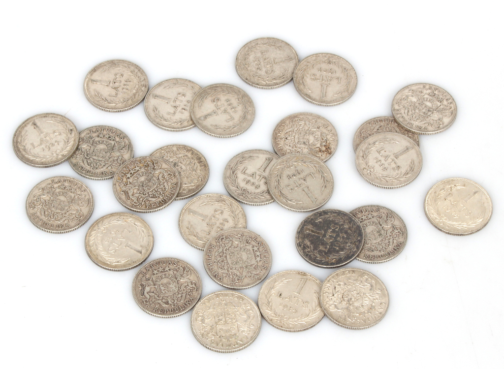 One lat coins (26 pieces)