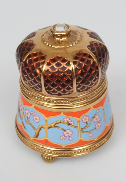 Faberže porcelāna rotu lādīte ar mūziku Nightingale
