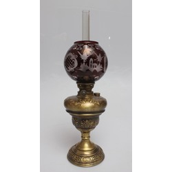 Bronze kerosene lamp