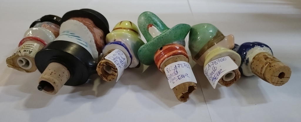 Porcelain corks 6 pcs.