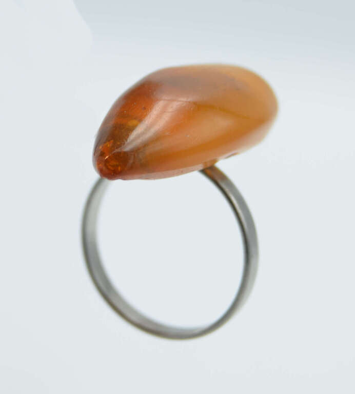 Ring with amber stone