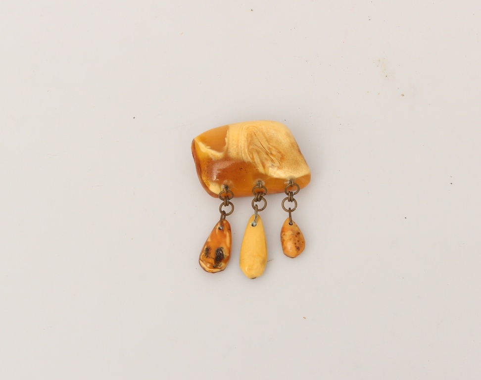 100% Nautural Baltic amber brooch