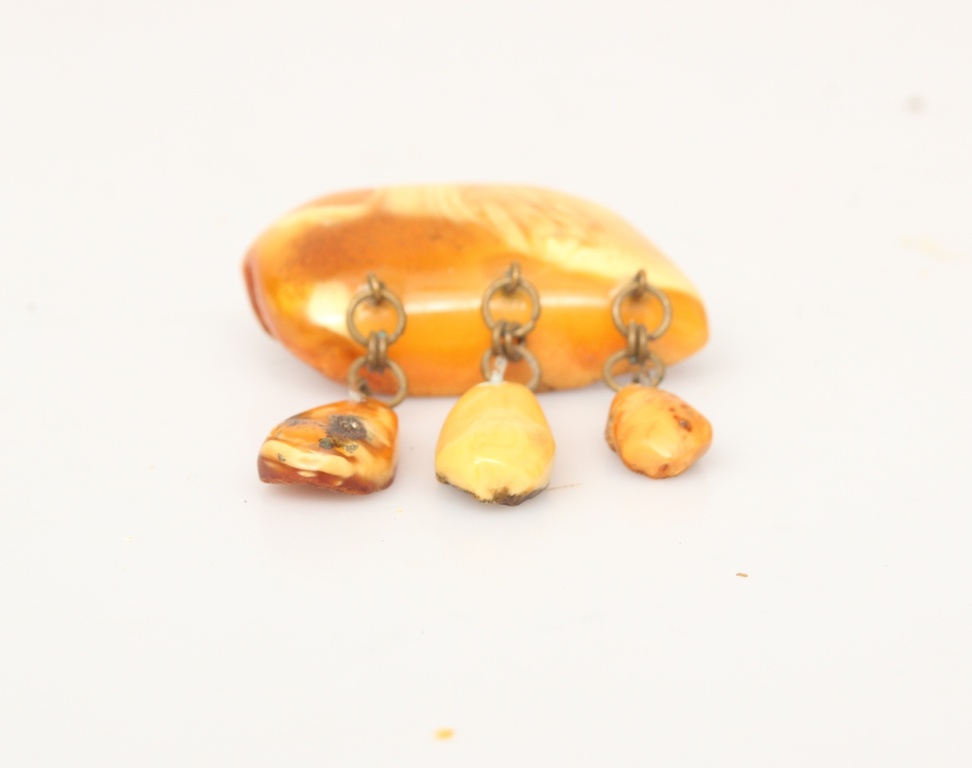 100% Nautural Baltic amber brooch