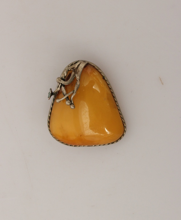 100% natural Baltic amber brooch