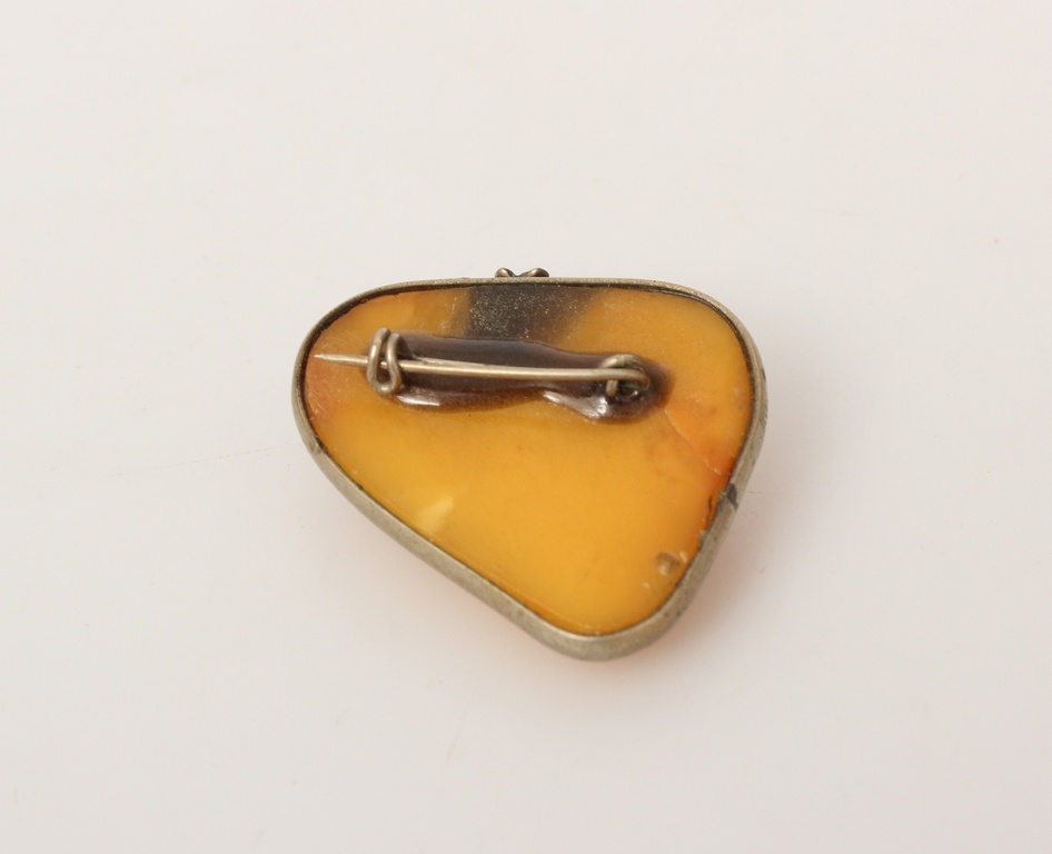 100% natural Baltic amber brooch