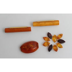 Amber brooches, stone 4 pcs. 