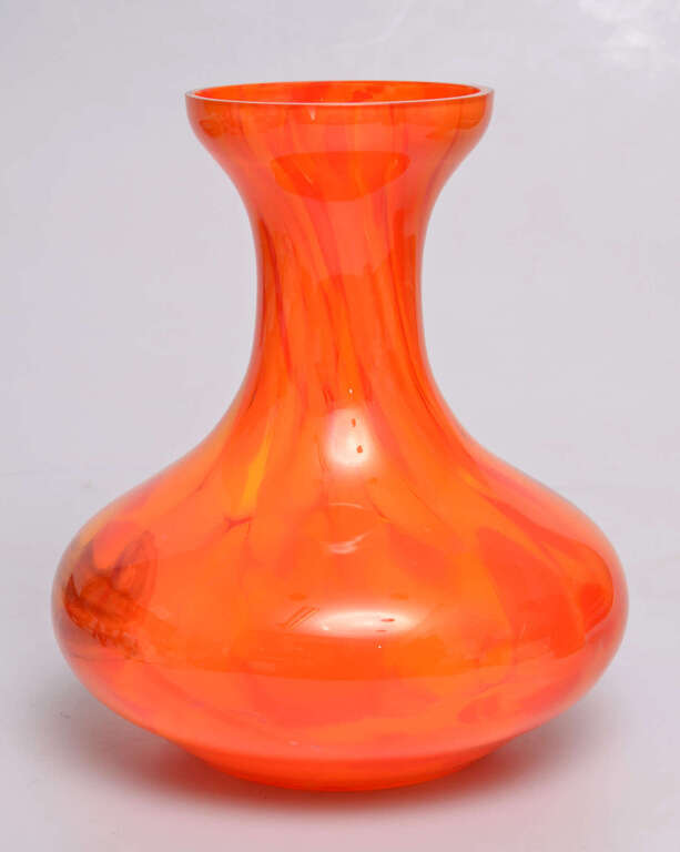 Стеклянная ваза от Ильгюциема
