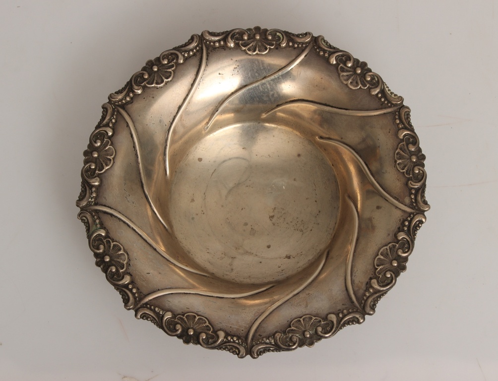  Silver sweet dish