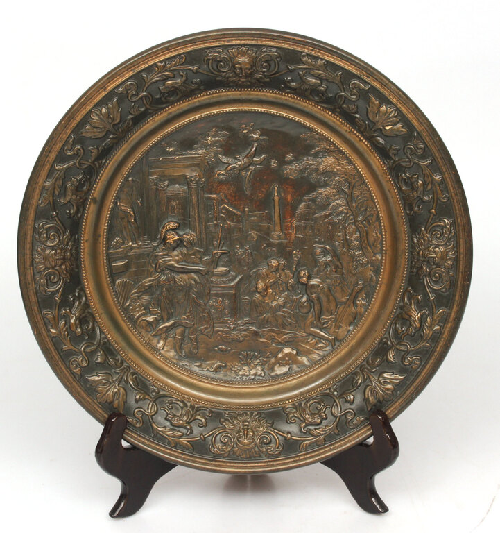 Декоративная настенная тарелка с рельефным изображением картины Афина Минерва