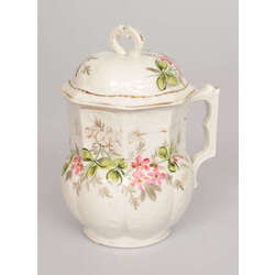 Kuznetsov porcelain milk jug with lid