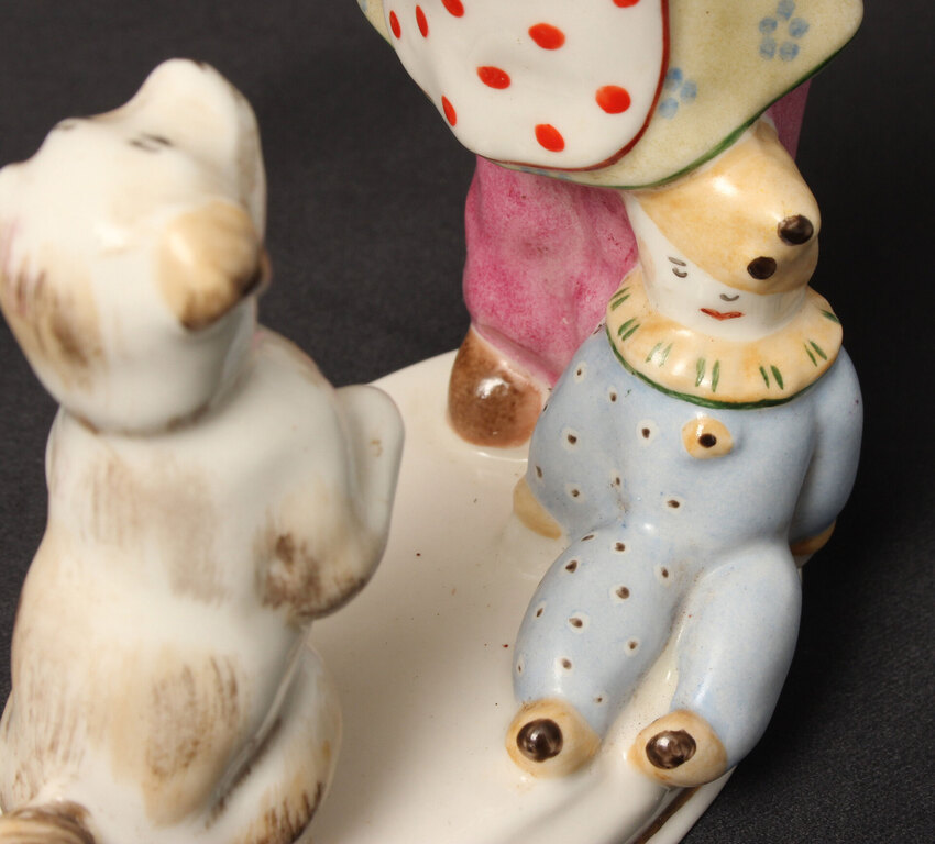 Porcelain figurine 