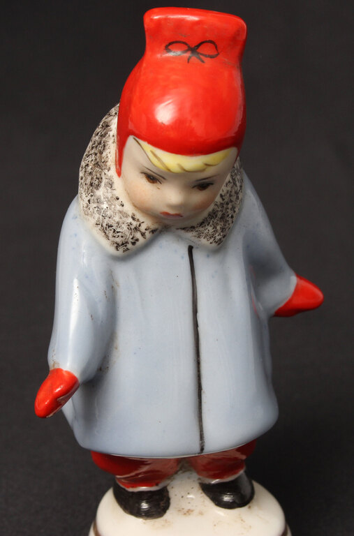 Porcelain figurine 