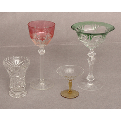 Glass, crystal glasses and vase (3 +1 pcs)