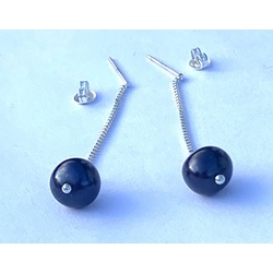 Silver earrings with dark blue freshwater pearls. Pearl size - 8-9mm